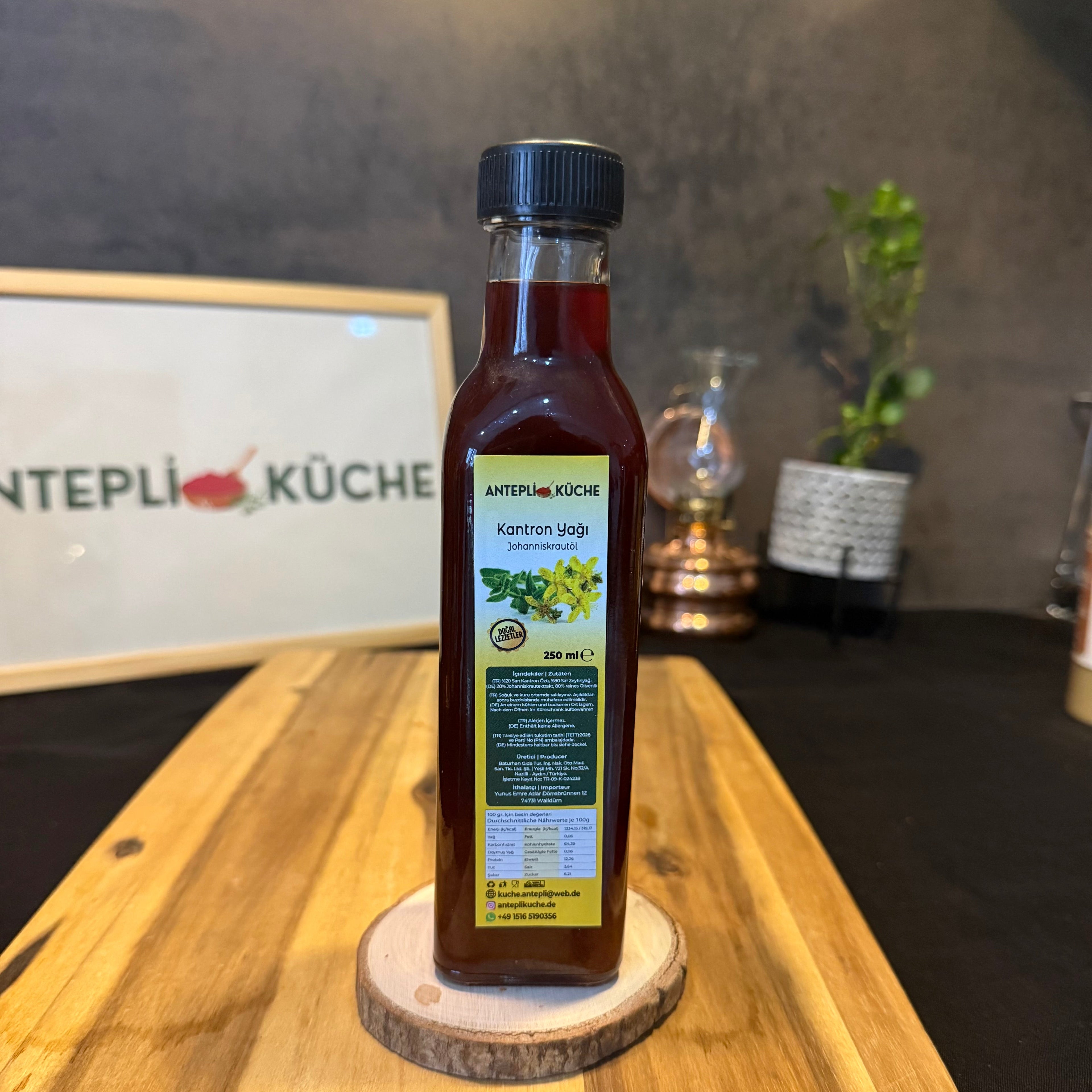 Johanniskrautöl (mit Olivenöl) 250 ml